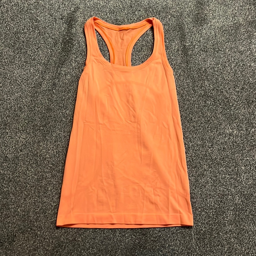 Lululemon razorback tank